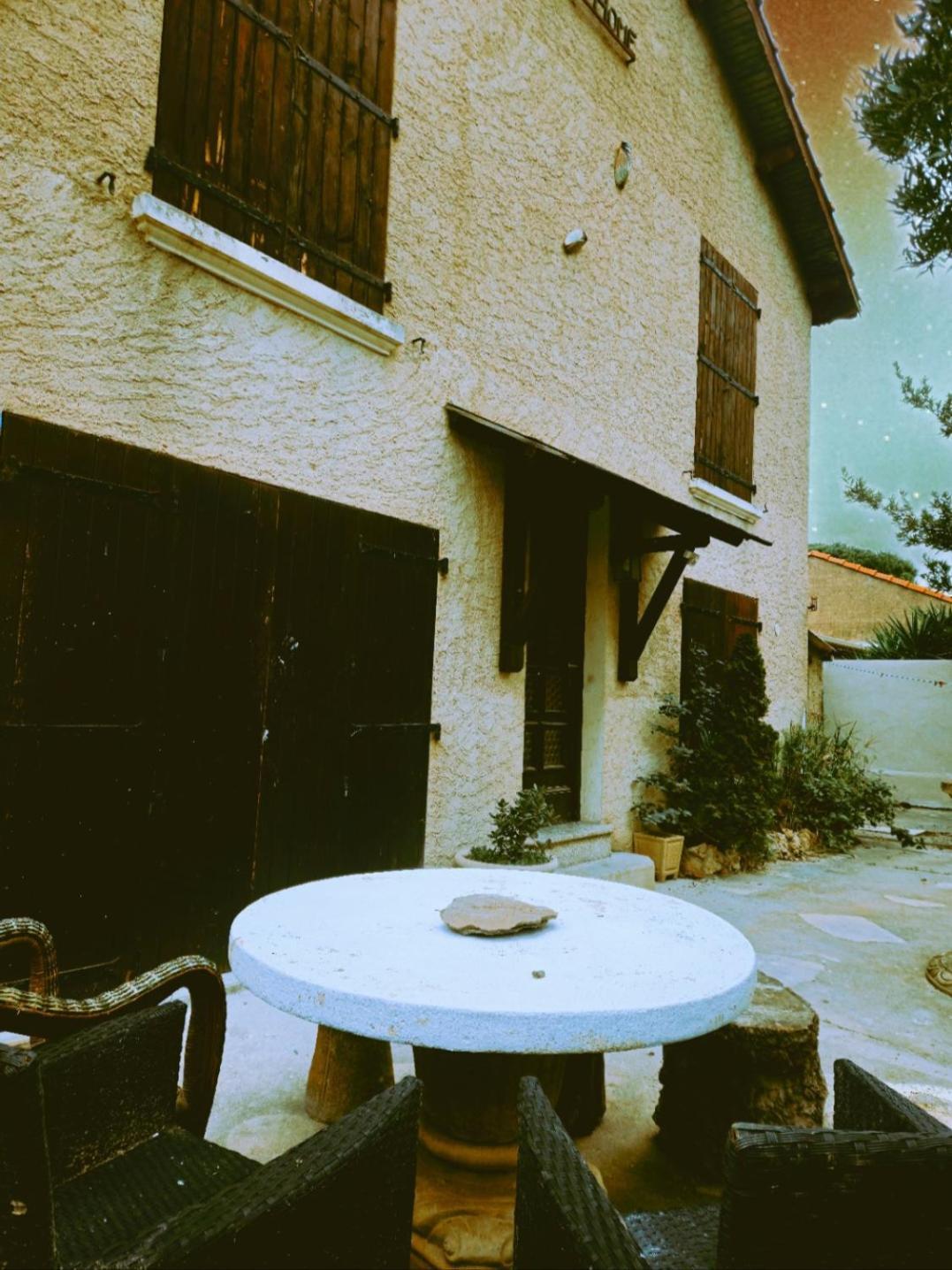 Bed and Breakfast Av De Bordeaux Narbonne Pokoj fotografie